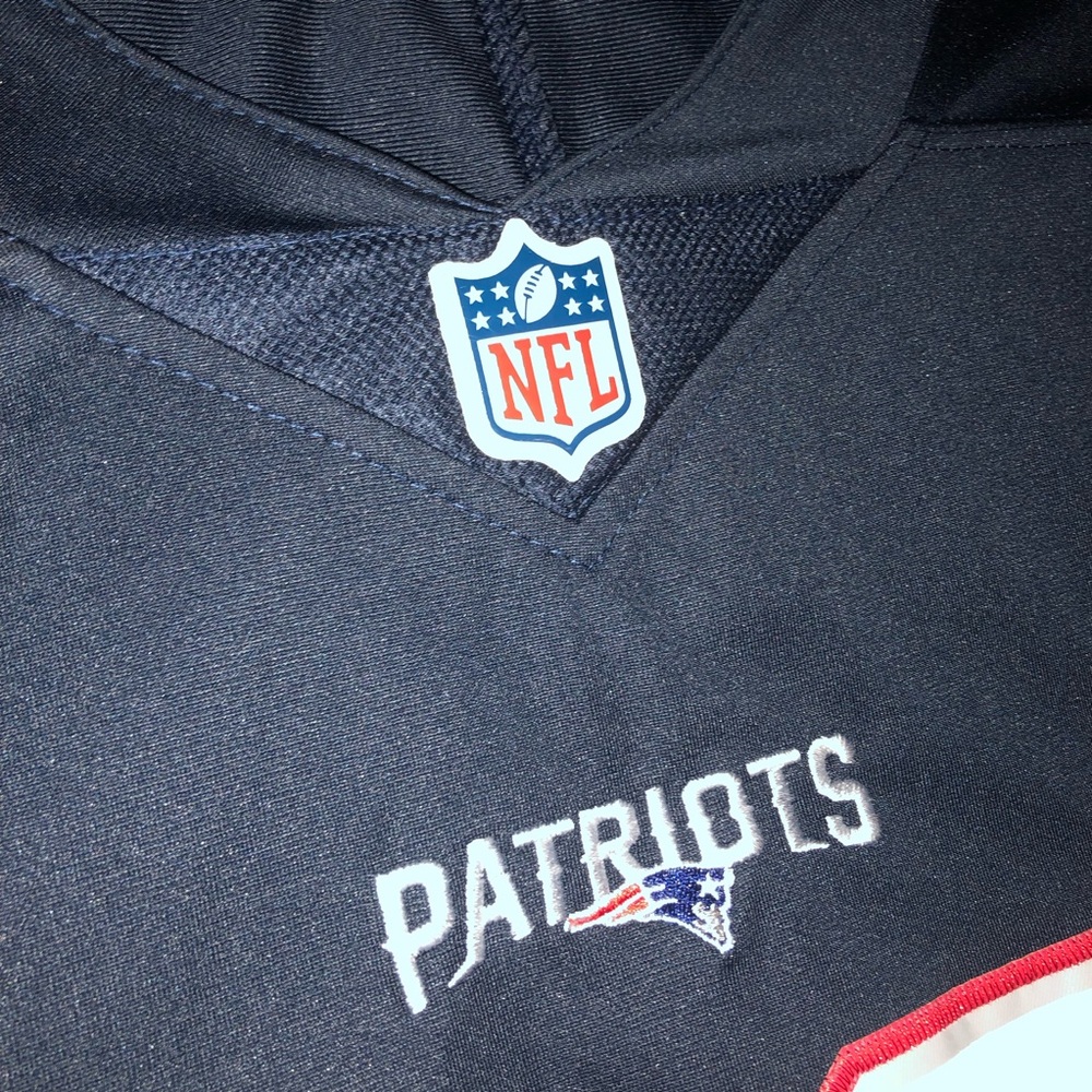 Tom Brady. New England Patriots NFL Jersey and New Era Beanie. Size XXL. - Picture 7 of 15